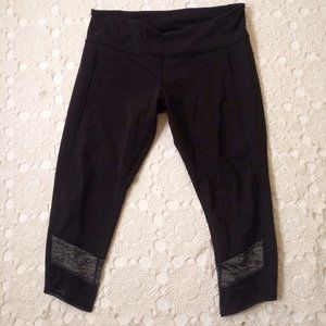 Lululemon 12 Black Cropped Leggings High Rise Mesh Leg Cuff Running Yoga Active